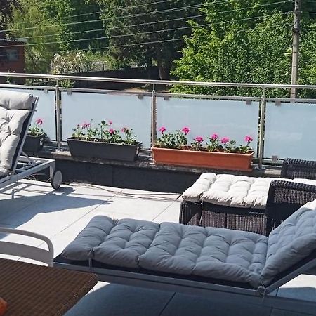 Liege 4420 Rue Jean Jaures 45 Grande Maison Joyeuse Avec Terrasse 30M2 Pour 8 Personnes Maximum Saint-Nicolas  외부 사진