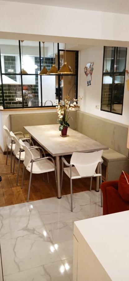 Liege 4420 Rue Jean Jaures 45 Grande Maison Joyeuse Avec Terrasse 30M2 Pour 8 Personnes Maximum Saint-Nicolas  외부 사진