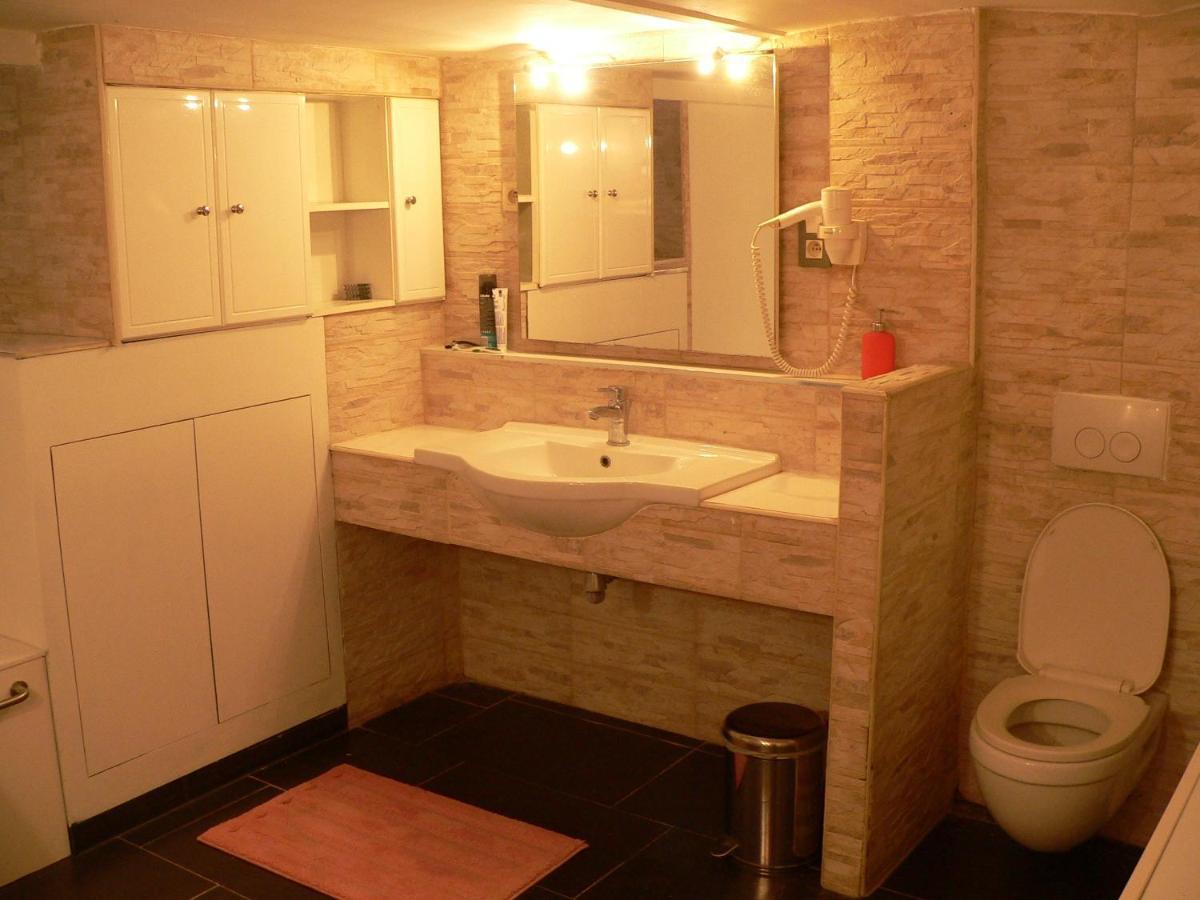 Liege 4420 Rue Jean Jaures 45 Grande Maison Joyeuse Avec Terrasse 30M2 Pour 8 Personnes Maximum Saint-Nicolas  외부 사진