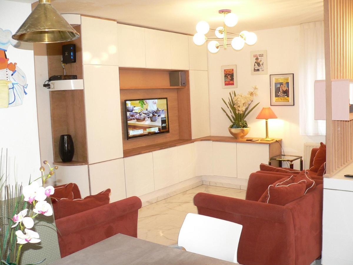 Liege 4420 Rue Jean Jaures 45 Grande Maison Joyeuse Avec Terrasse 30M2 Pour 8 Personnes Maximum Saint-Nicolas  외부 사진